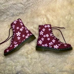 RARE Dr.Martens Page Meadow Cherry Red Canvas NEW